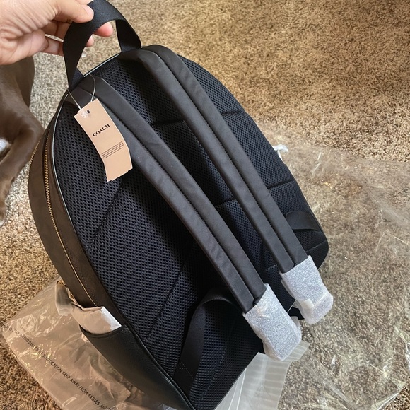 Large Court Backpack In Signature Canvas Black / Brown - Picture 7 of 15